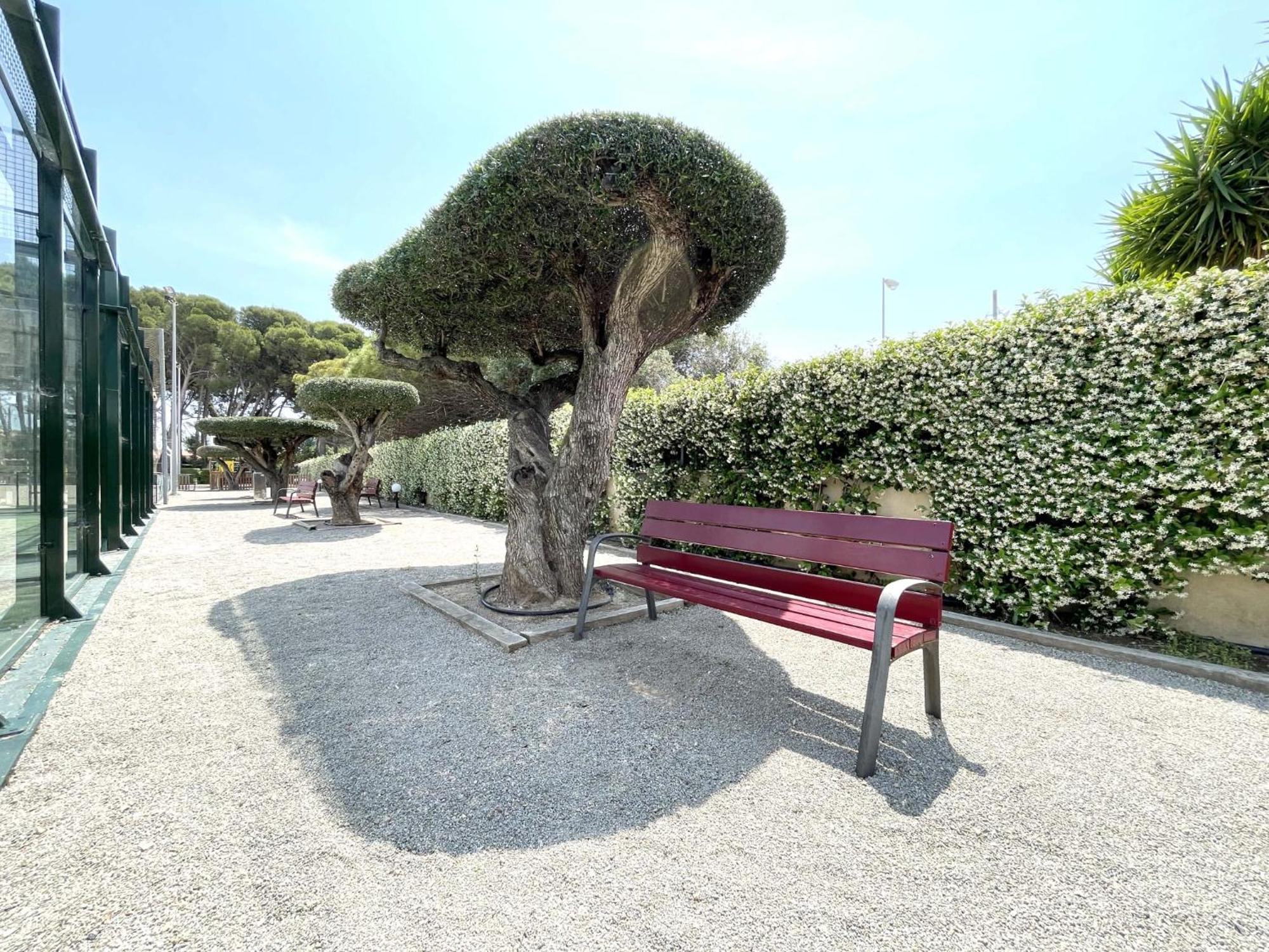 Luxurycambrils Resort&Spa Esterno foto