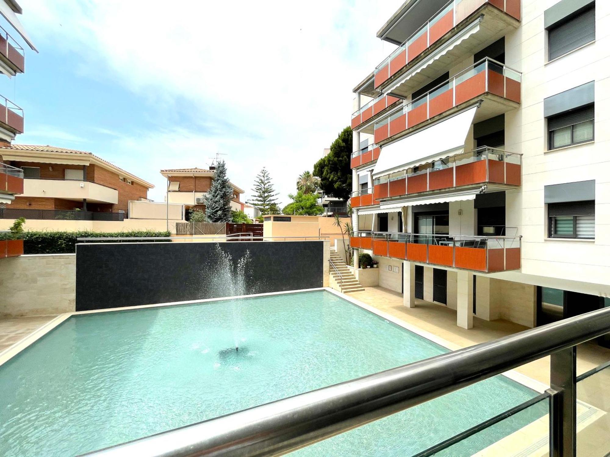 Luxurycambrils Resort&Spa Esterno foto